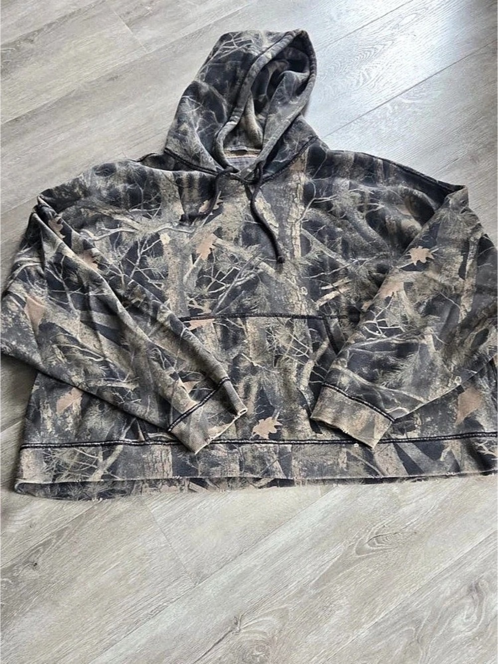 Camo Pullover Hoodie in Gray & Black